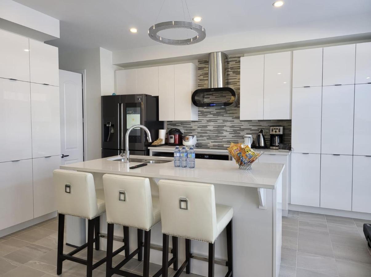 5 Star Home Ottawa Bagian luar foto