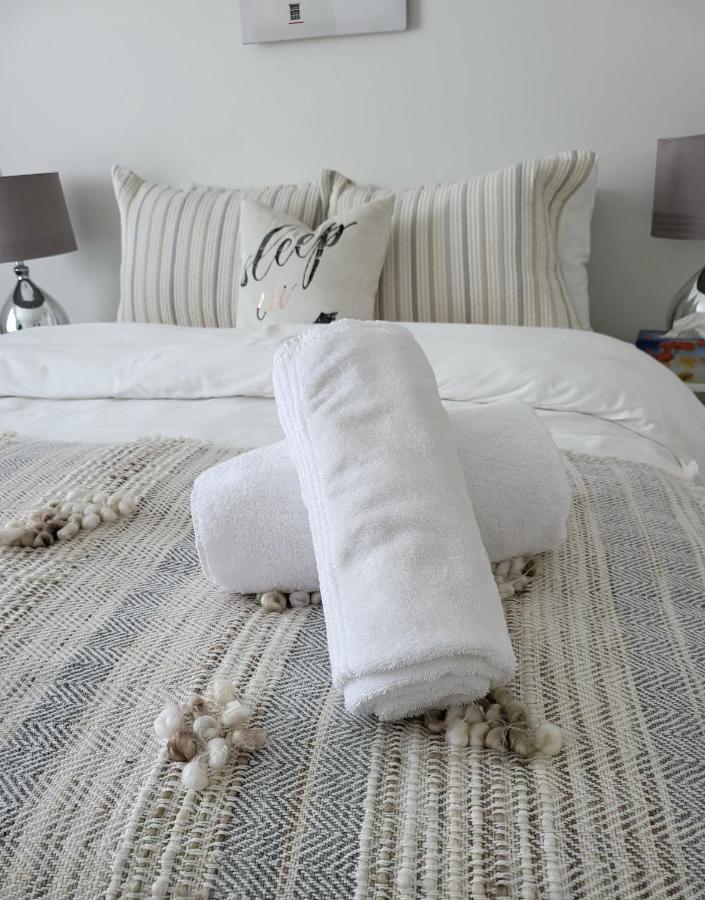 5 Star Home Ottawa Bagian luar foto