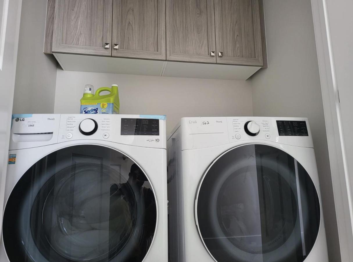 5 Star Home Ottawa Bagian luar foto