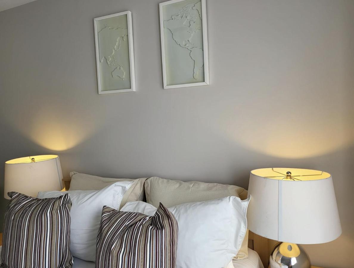 5 Star Home Ottawa Bagian luar foto