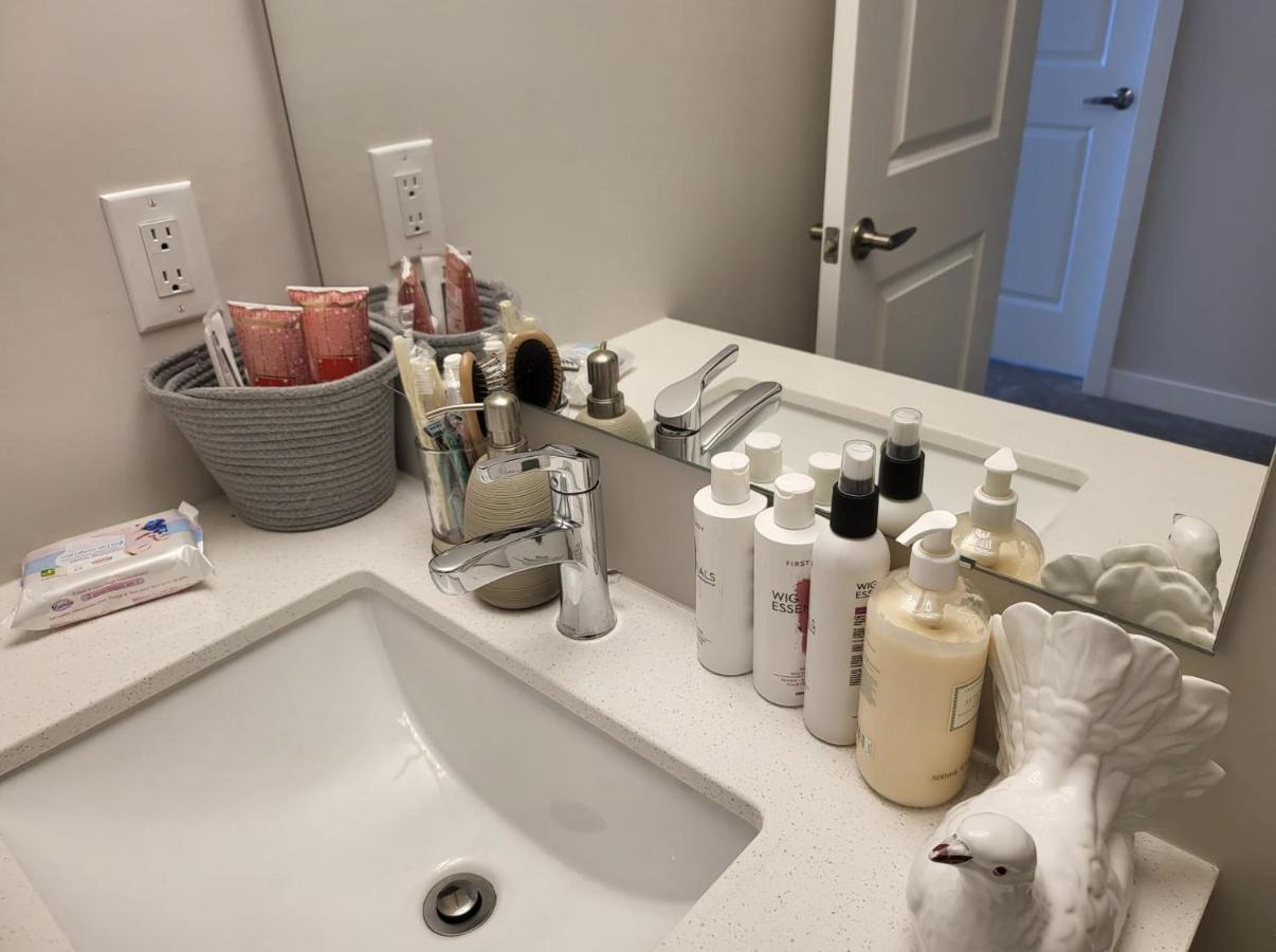 5 Star Home Ottawa Bagian luar foto