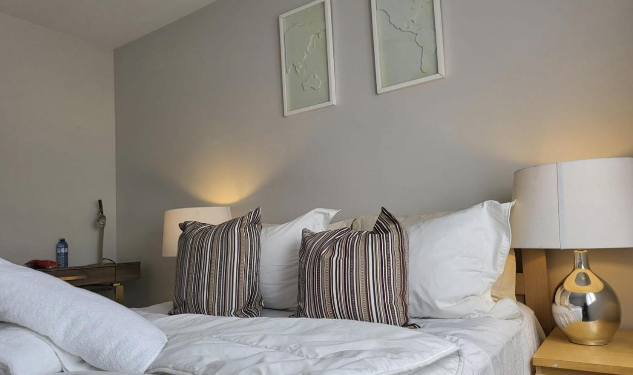 5 Star Home Ottawa Bagian luar foto
